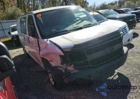 2011 Chevrolet Express G1500 from USA, damaged, VIN 1GCSGAF42B1128449